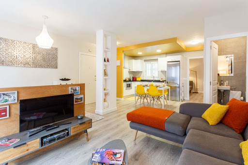 Contactar empresa reforma salón Sevilla