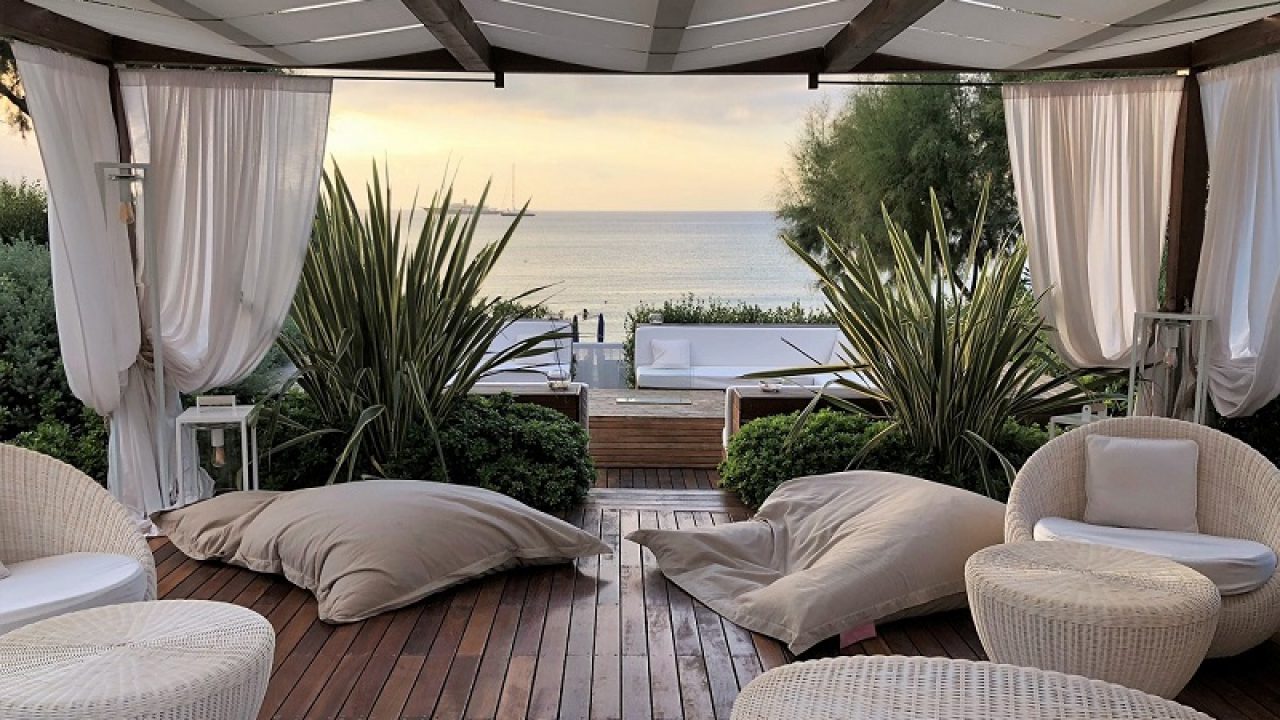 Zona de chill out en tu terraza Sevilla